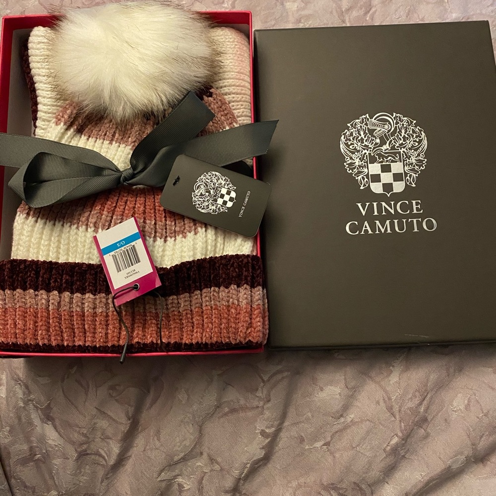 Vince Camuto set scarf and hat